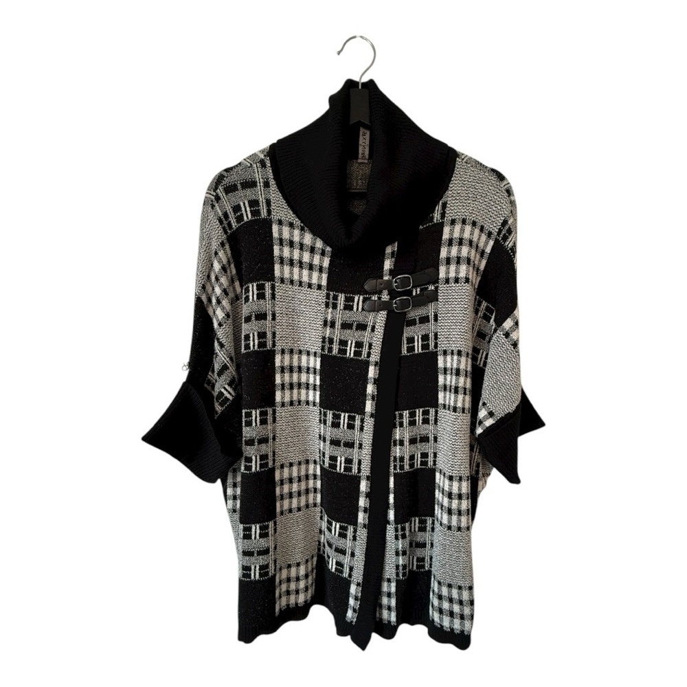 Onyx Patchwork Pattern Turtleneck 3/4 Sleeve Sweater - Size Medium